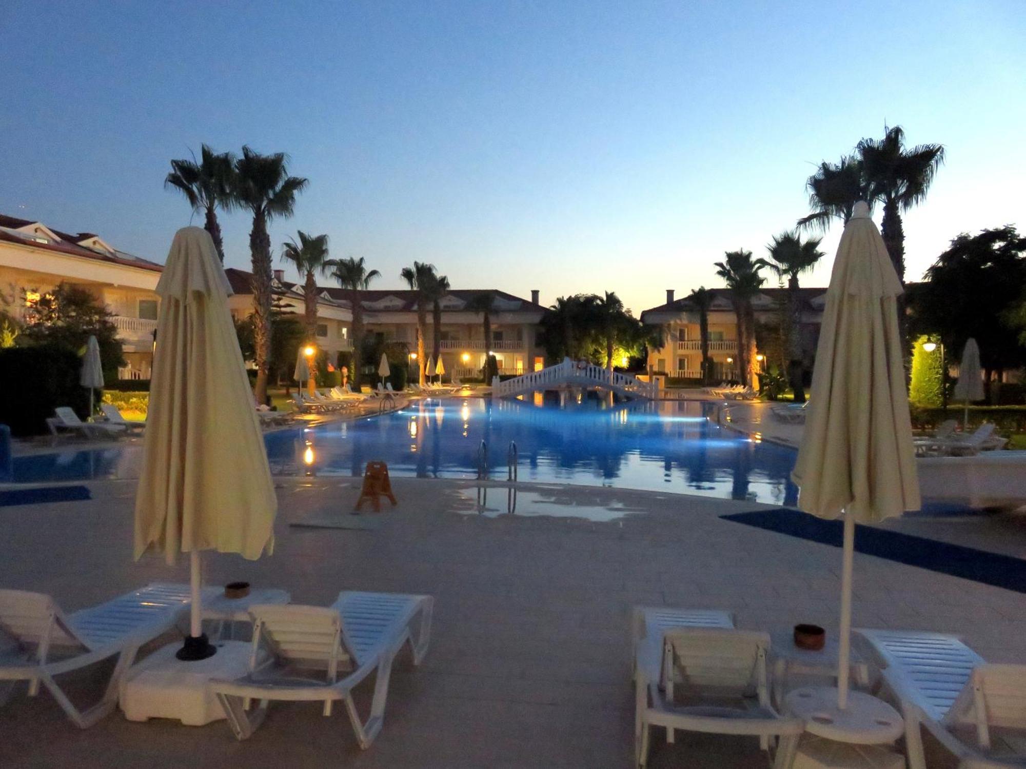 Talya Turizm Tatilevleri Ve Villalari Belek Kültér fotó